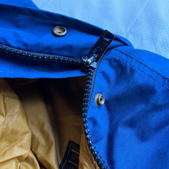 Eddie Bauer Light Jacket Navy Blue Camping Hiking Trekking Outdoors Vintage - Picture 7 of 8